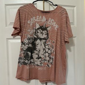 Magnolia Pearl Spread Love Kitty Tee